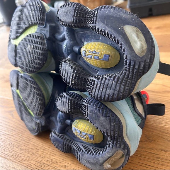 Nike LeBron 19 'Fast Food - Dutch Blue' basketball shoes. Size US 6.5 - Picture 14 of 14